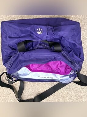 Ivivva by Lululemon Purple Gym Duffel Bag with Pink Interior